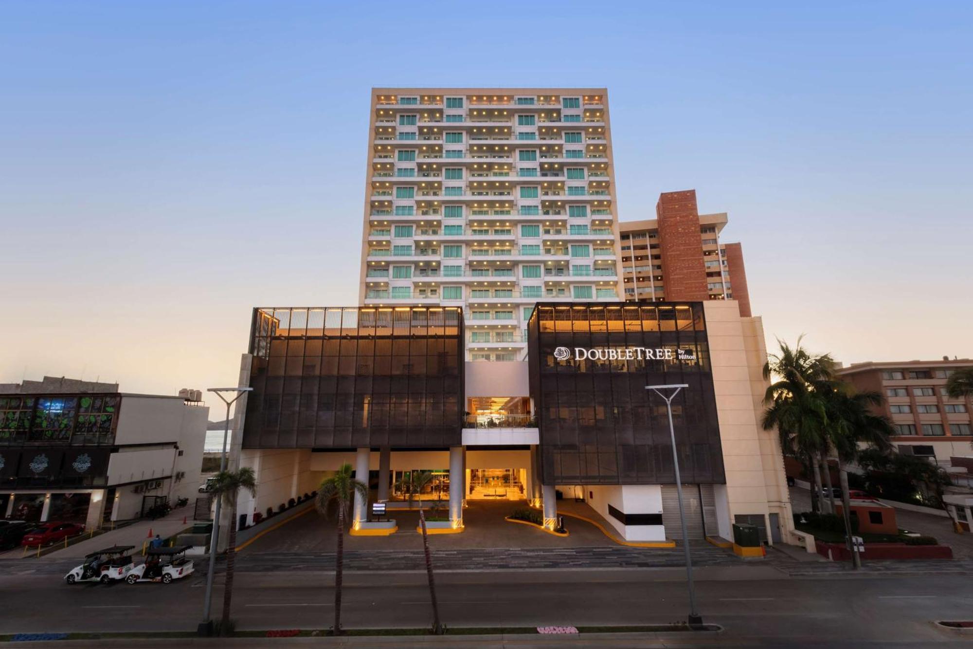 Doubletree By Hilton Mazatlan, Sin Hotel Exterior photo