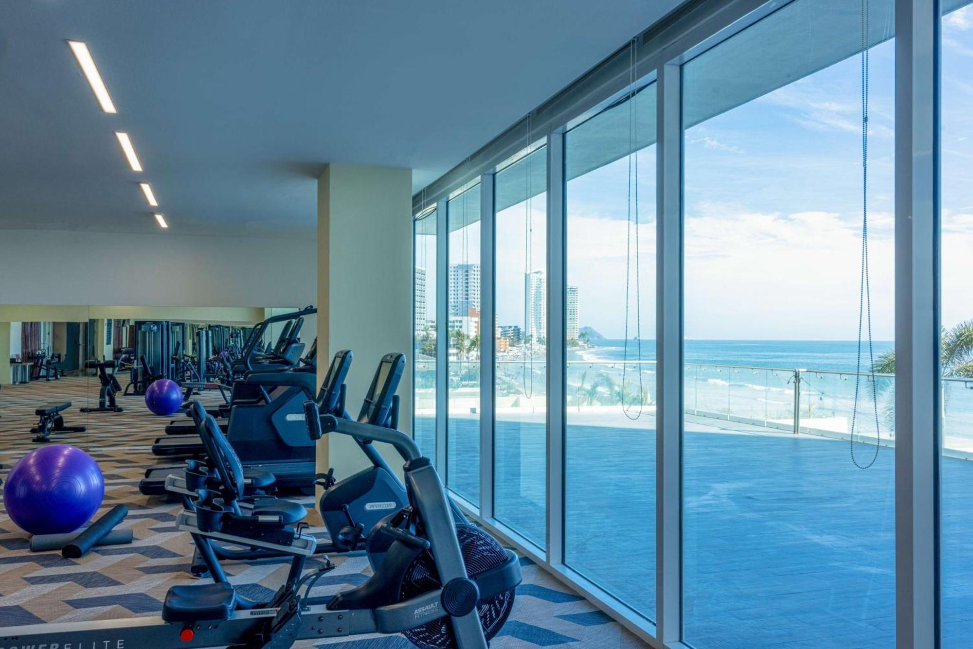 Doubletree By Hilton Mazatlan, Sin Hotel Exterior photo