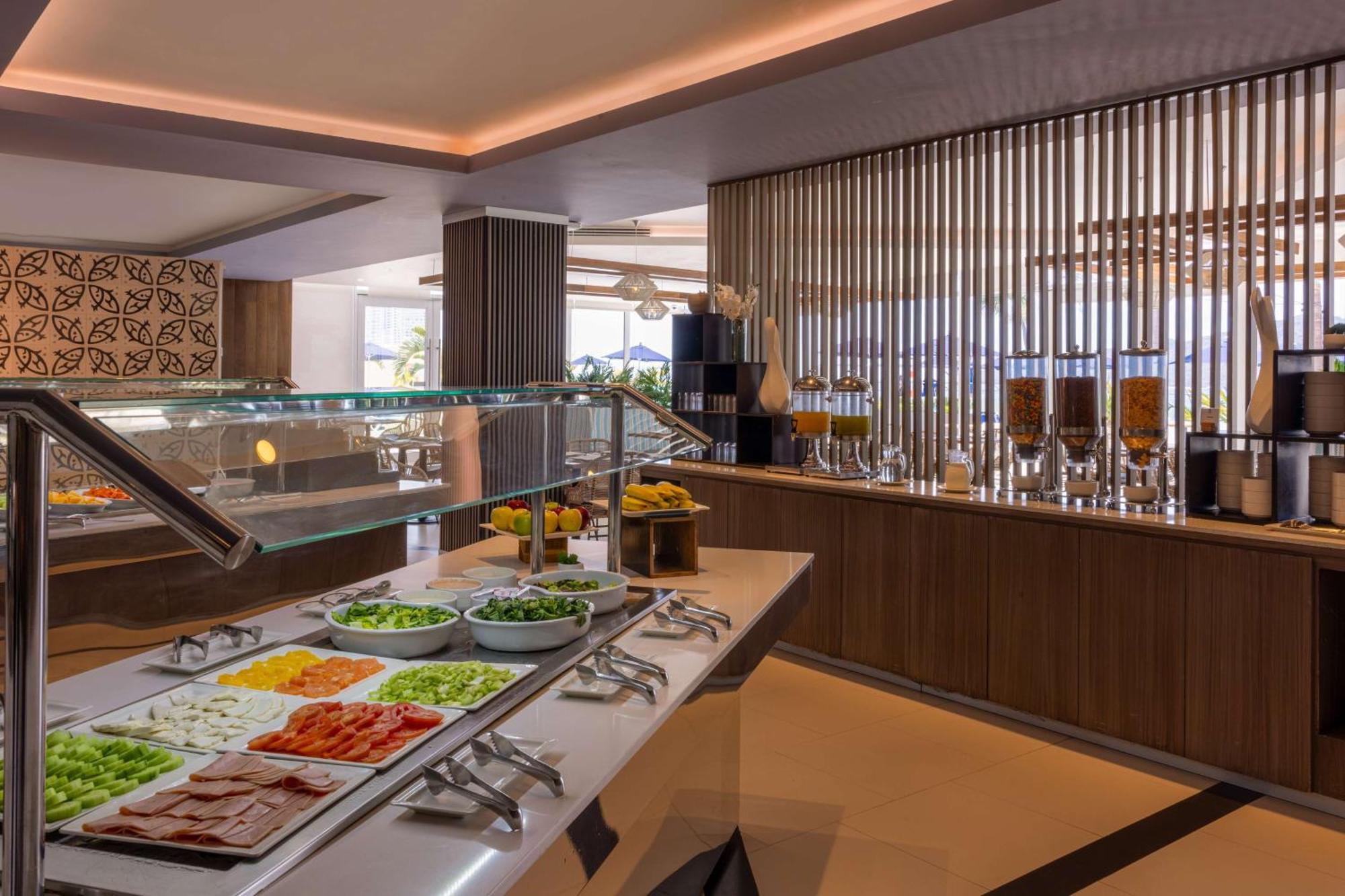 Doubletree By Hilton Mazatlan, Sin Hotel Exterior photo