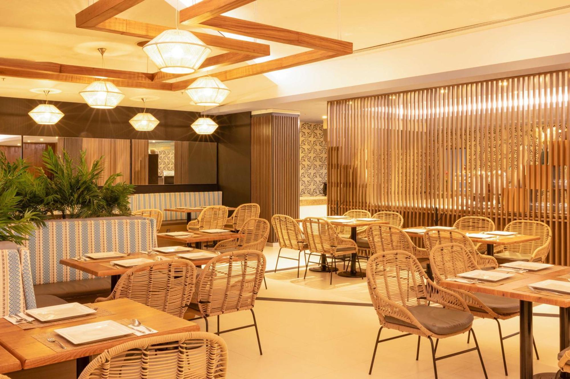 Doubletree By Hilton Mazatlan, Sin Hotel Exterior photo