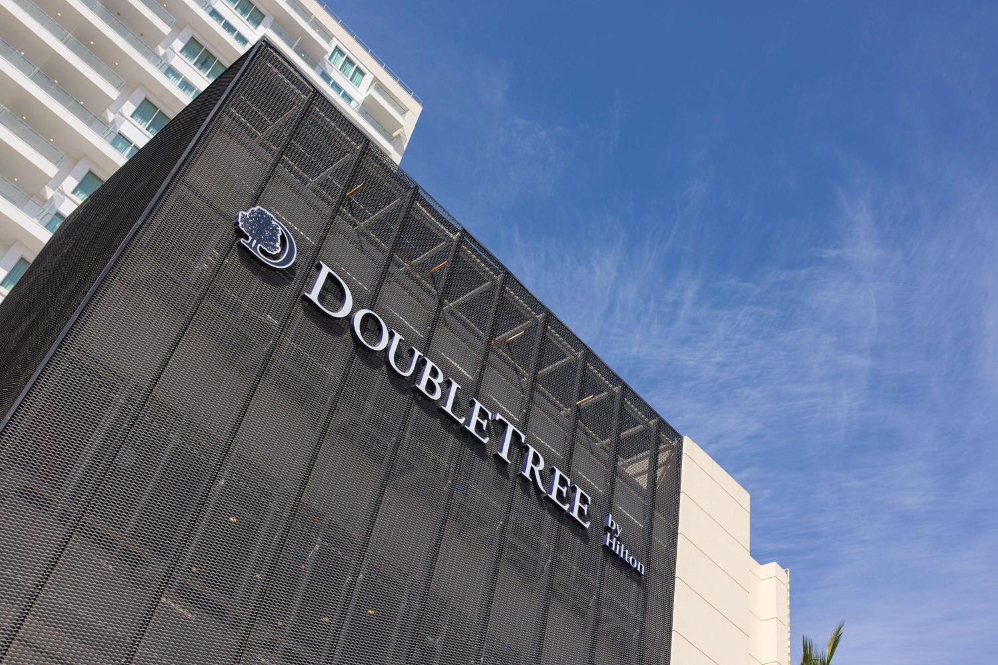 Doubletree By Hilton Mazatlan, Sin Hotel Exterior photo