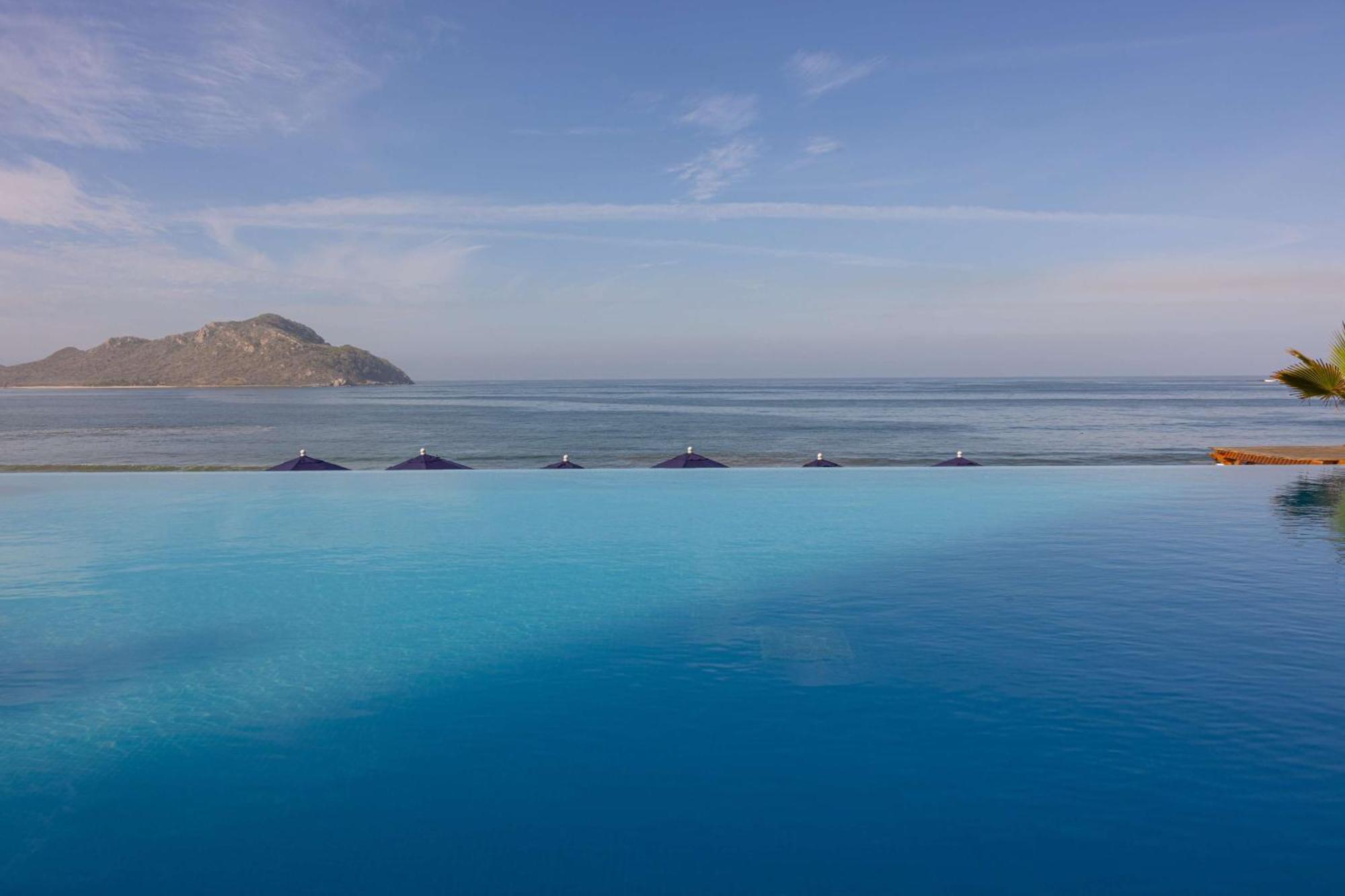 Doubletree By Hilton Mazatlan, Sin Hotel Exterior photo